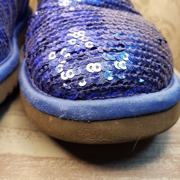 Ugg Australia Blue-Sequined Boots with Sheepskin Lining Women's size 6. - Picture 6 of 16